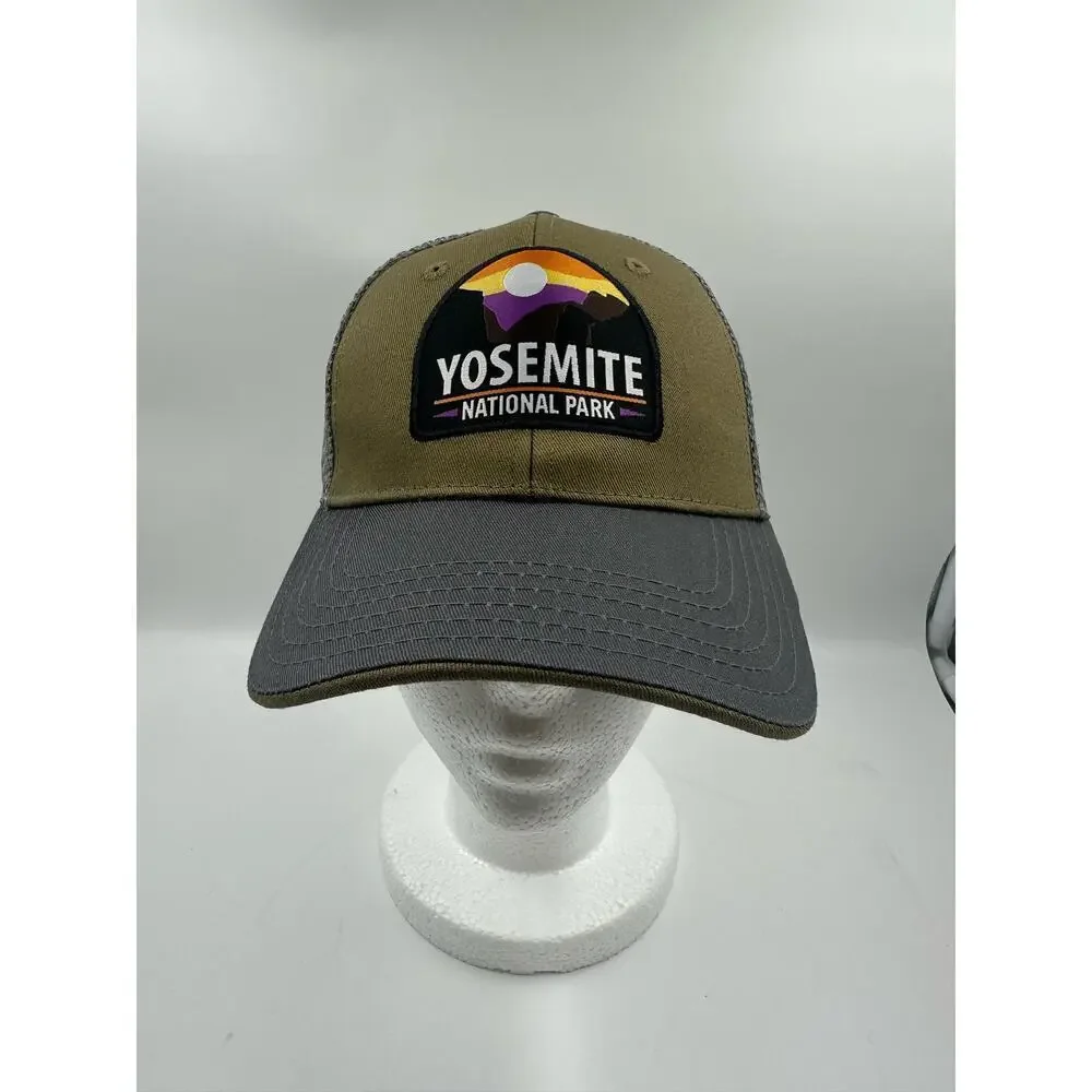 National Park Foundation YOSEMITE NATIONAL PARK Snapback Trucker Hat